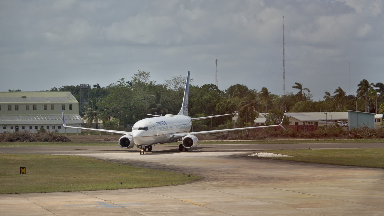 Boeing 737 on runway